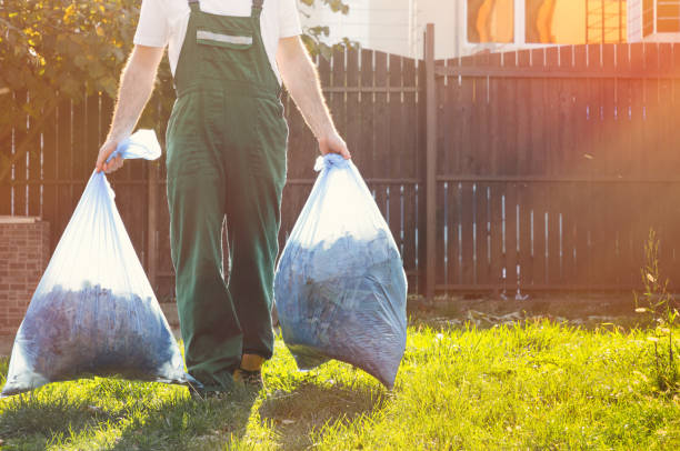 Best Trash Removal Near Me  in Meiners Oaks, CA