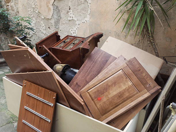 Best Commercial Junk Removal  in Meiners Oaks, CA